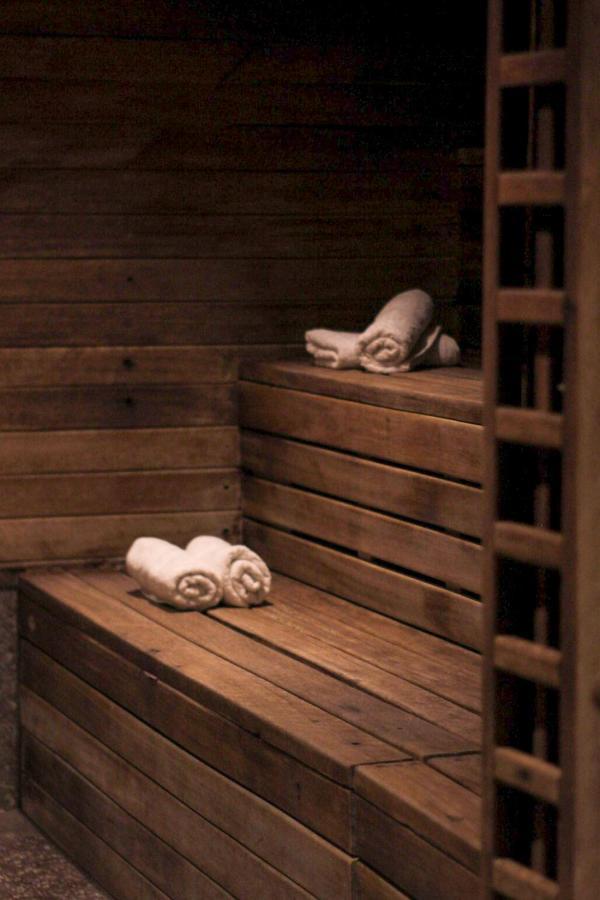 Sk Sauna Y *